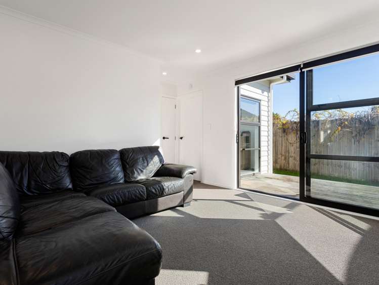 1/4 Searancke Place_5