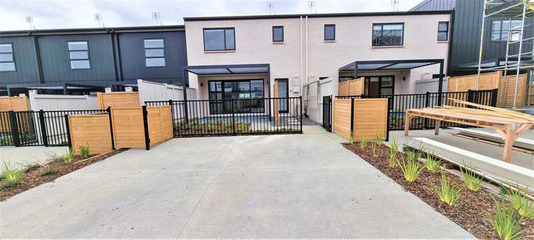 40 Brookview Drive Flat Bush_11