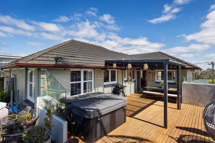 4 Caughey Place Mount Albert_12