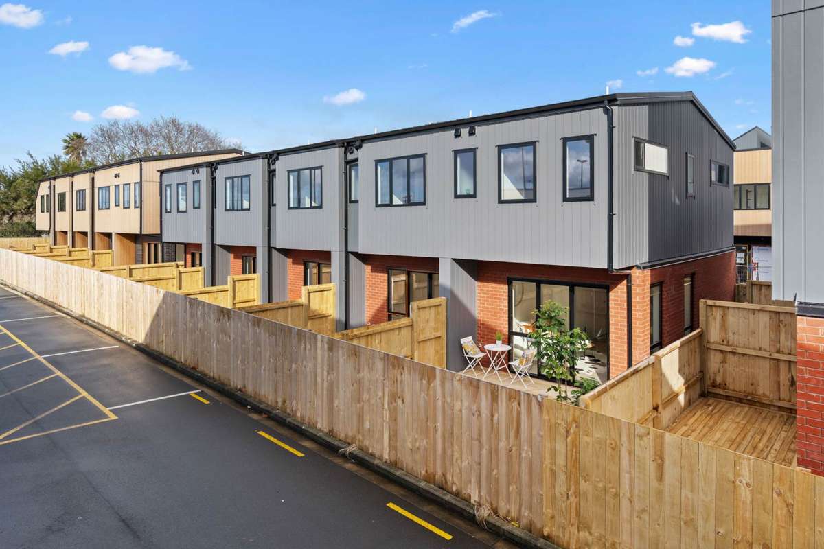 2/1D Rosyth Avenue_0