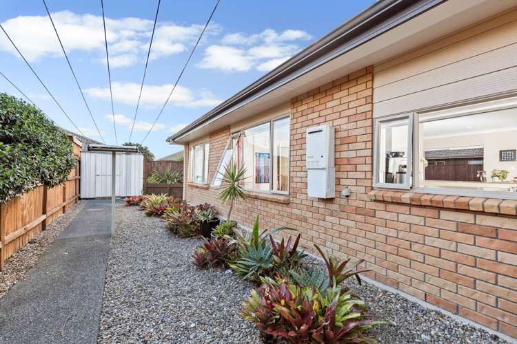31 Stranraer Crescent Wattle Downs_16