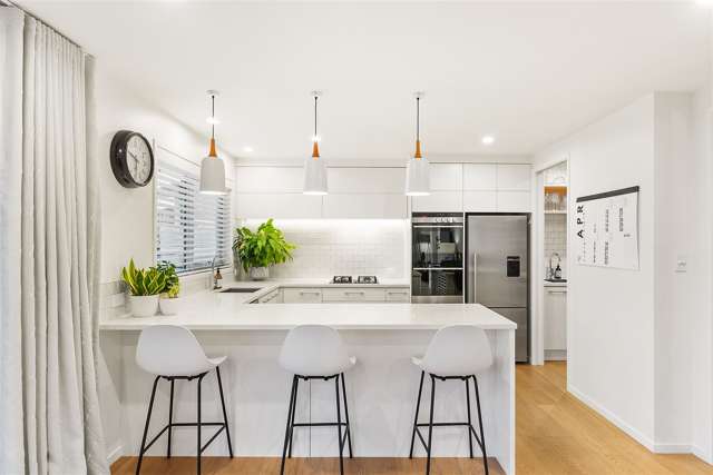 2 Prestige Place Castor Bay_2