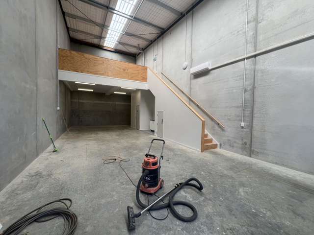 Unit 2 | 3 Haliday Place East Tamaki_1