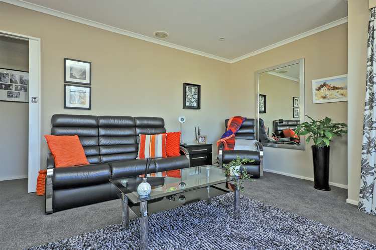 2 Harrow Street Taradale_9