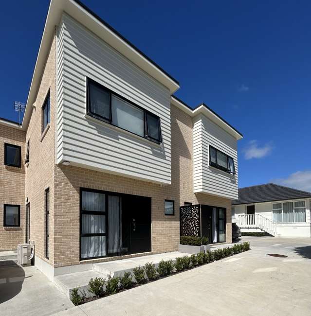 Spacious and modern 3 bedroom home