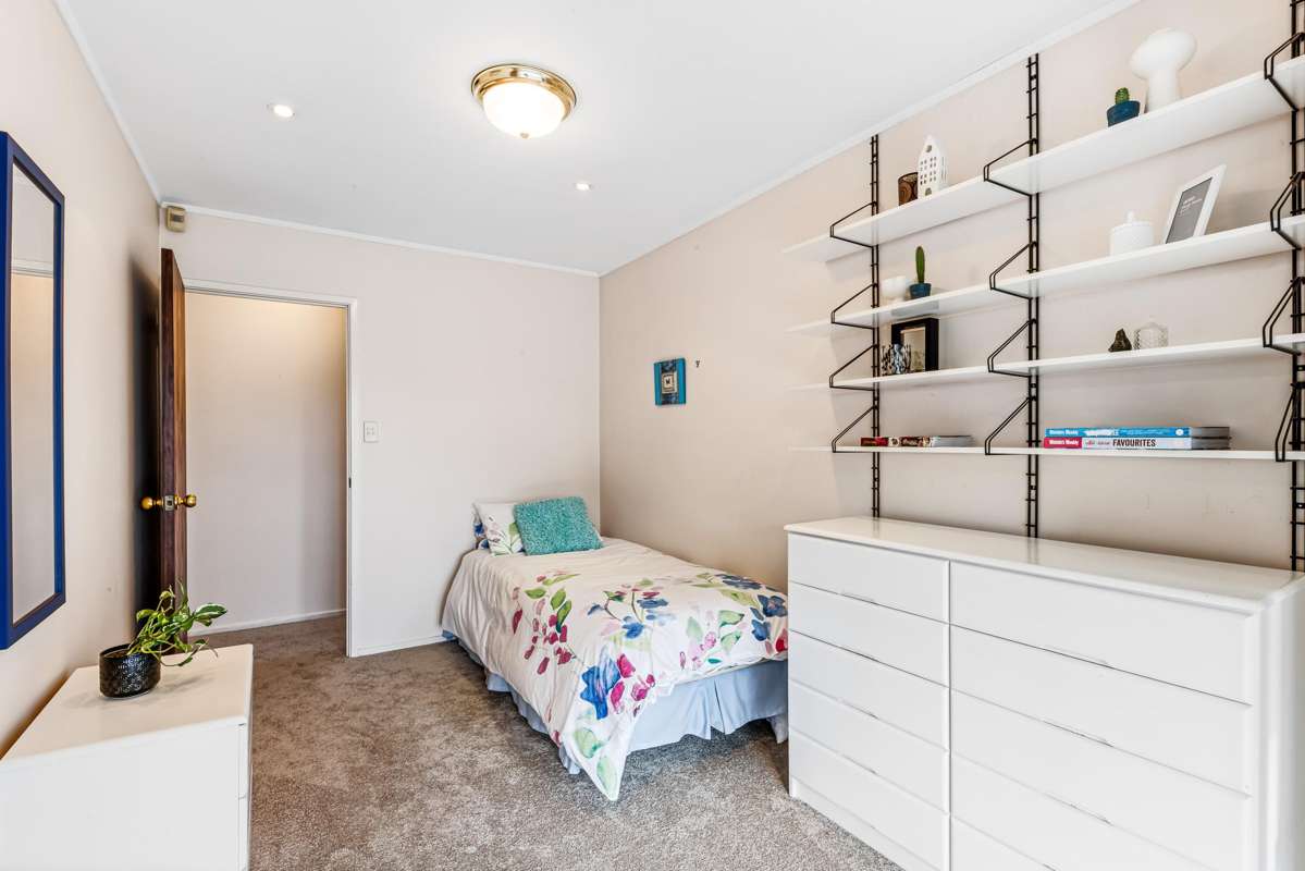 1/25 Akoranga Drive_5