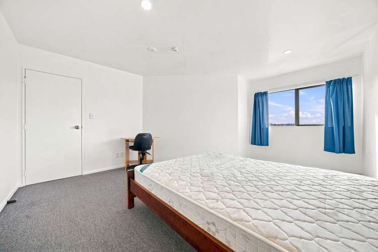 6/12 Crown Lynn Place New Lynn_11