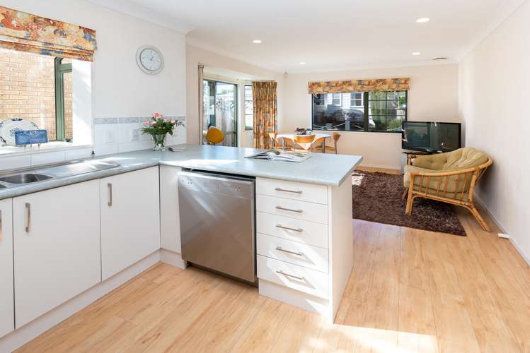 1/70 Uxbridge Road Mellons Bay_8