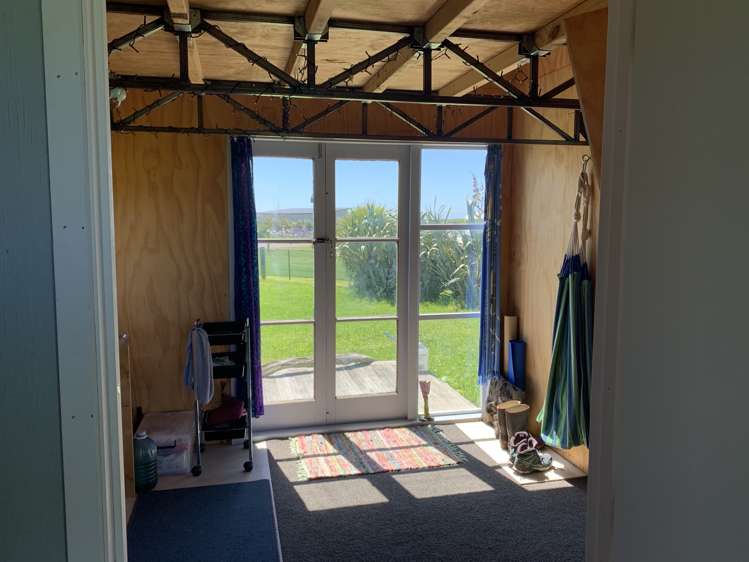 26 Anglers Avenue Warea_13