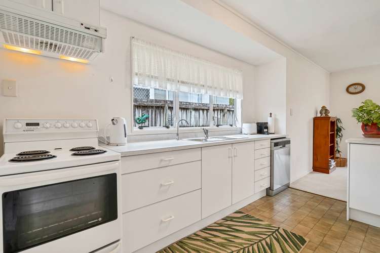 8d Rathgar Road Henderson_6