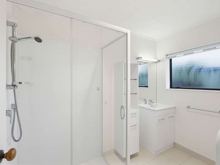 6/39 Swanson Road Henderson_12