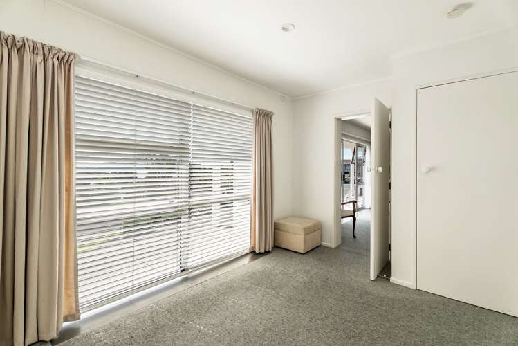 76 Marellen Drive Red Beach_16