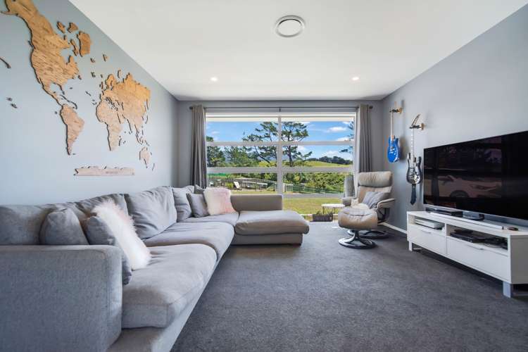 210 Maude Road Kaimiro_14