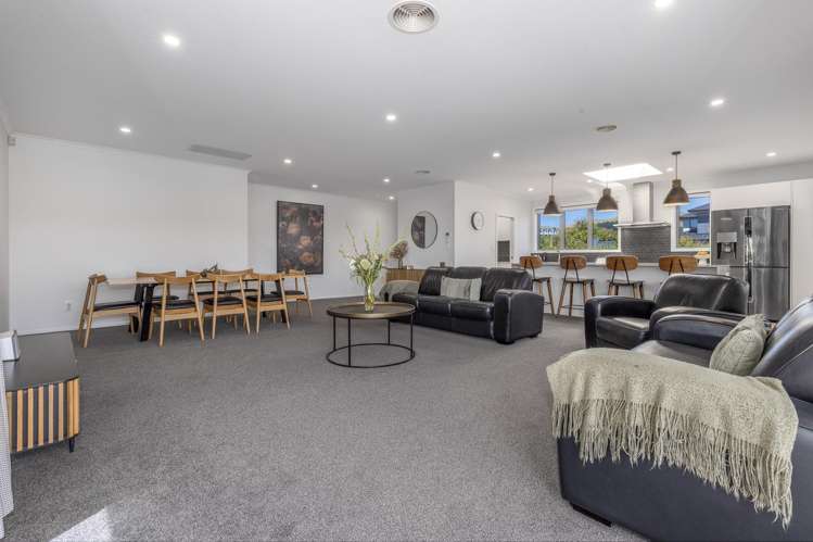 202 Navigation Drive Whitby_9