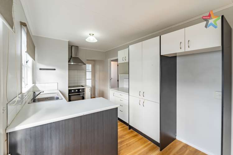 5 Bythell Street Wainuiomata_19