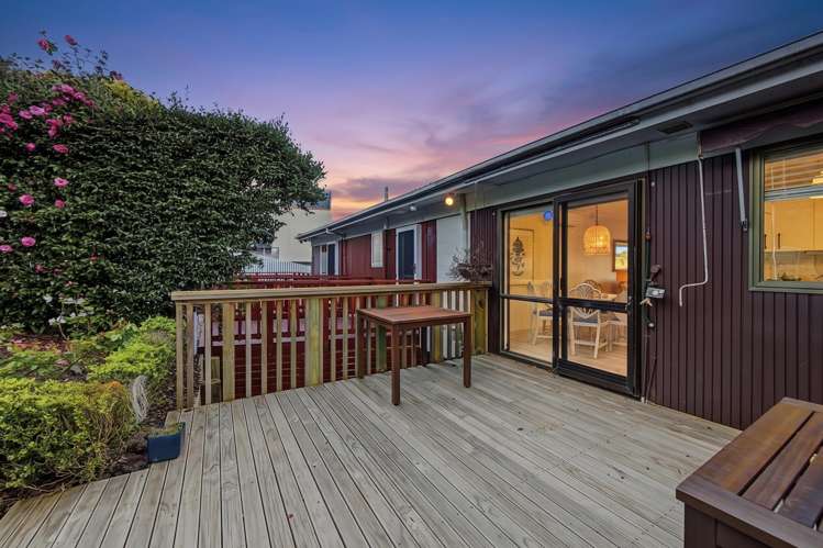 2/14 Monteith Crescent_5