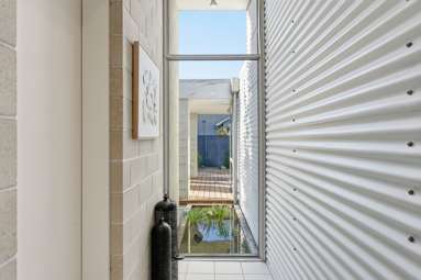 4 Crombie Green_4
