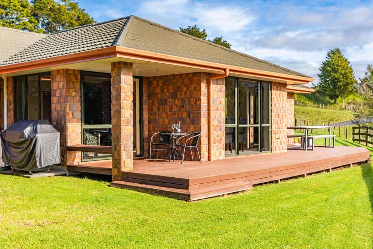 415 Cemetery Road Maunu_15