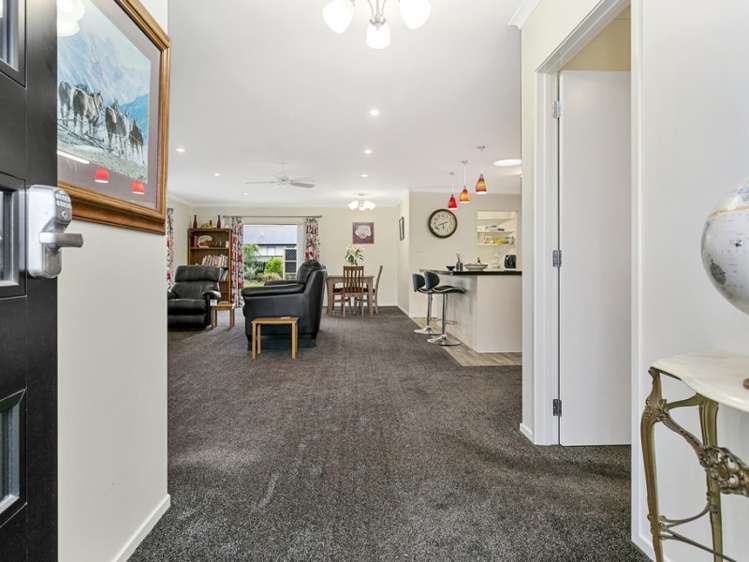 22 West Thompson Street Leamington_13