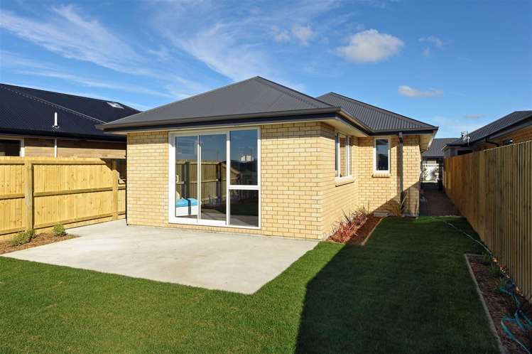 12 James Caird Lane Wigram_10