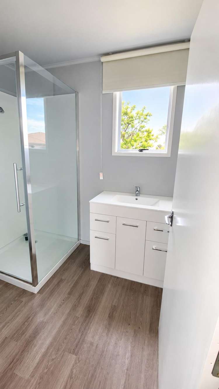 B/70 South Street Blenheim Central_4