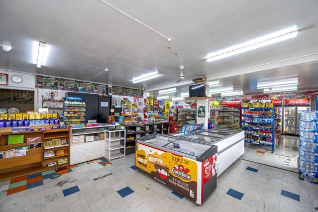 60-62 Tiraumea Drive Pakuranga_1