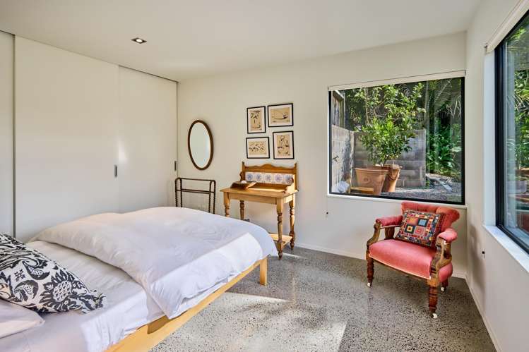 8 Tawa Street Eastbourne_13