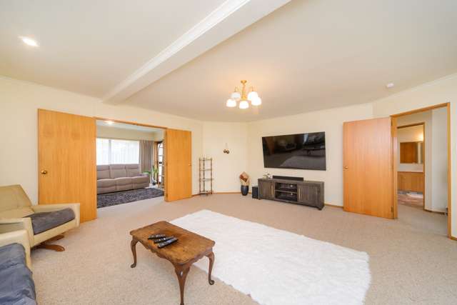 11 Airport Drive Milson_2