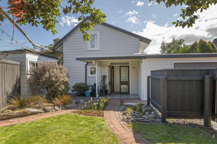 69 Mere Road Taupo_8