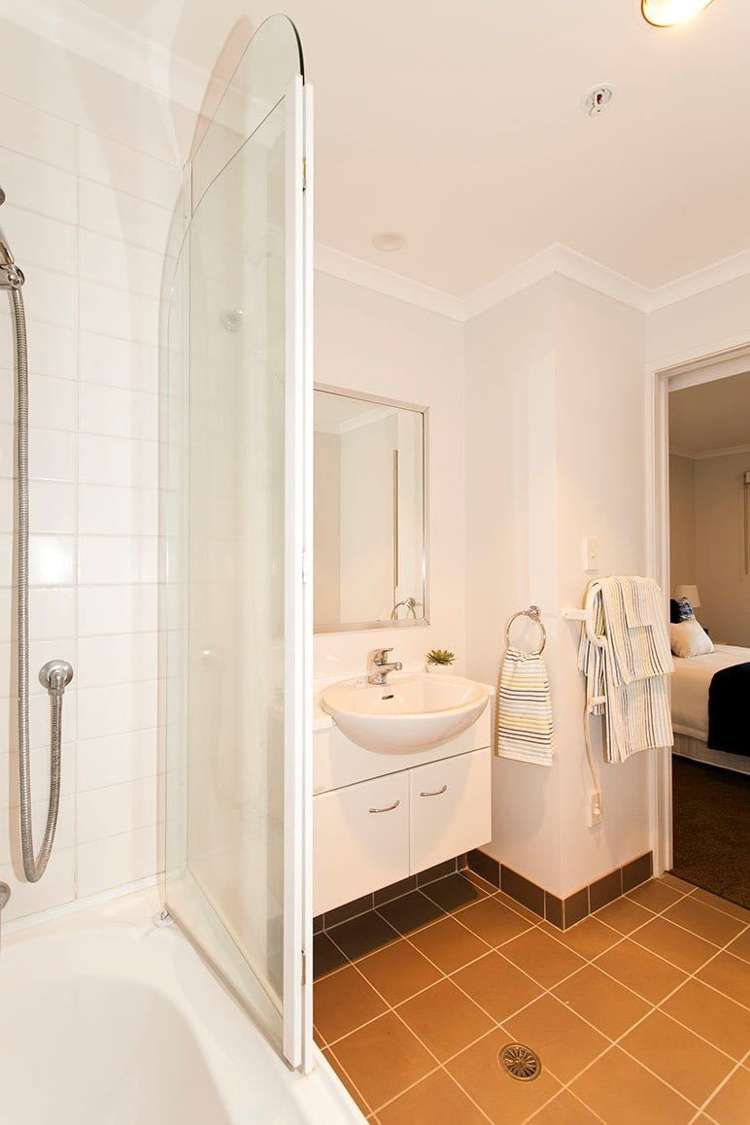 1l/83 New North Road Eden Terrace_16