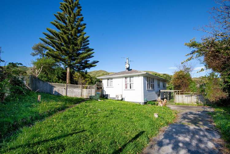42 Kaituna Street Waitangirua_19