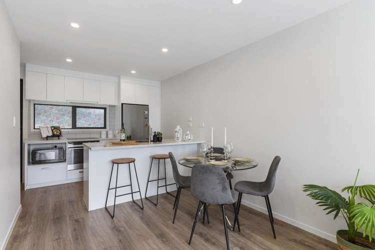 Unit 11/8 Chivalry Road_3