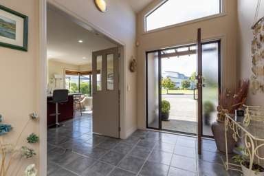 14 San Priamo Place_3