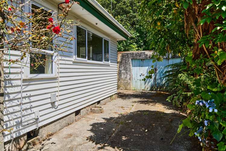 65 Hair Street Wainuiomata_11