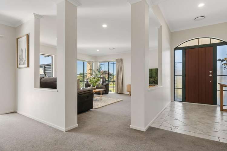 5 Mahonia Place Pyes Pa_15