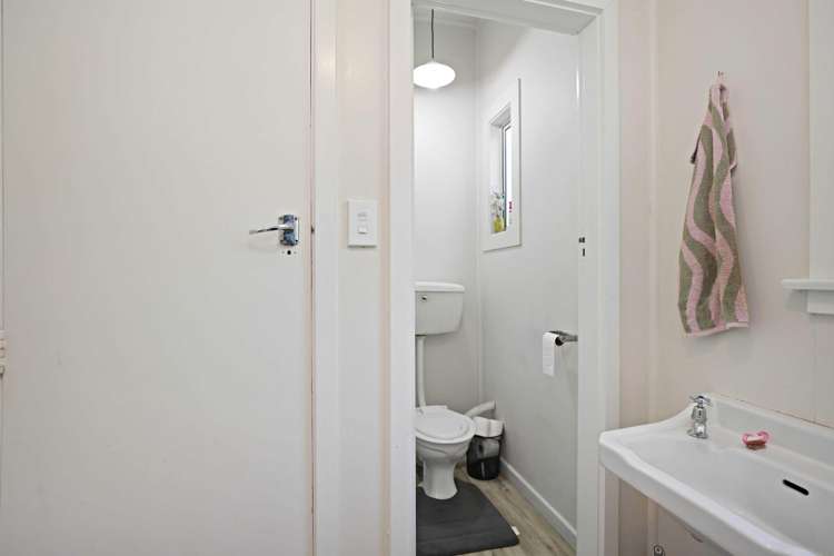 26 Alford Forest Road Allenton_28