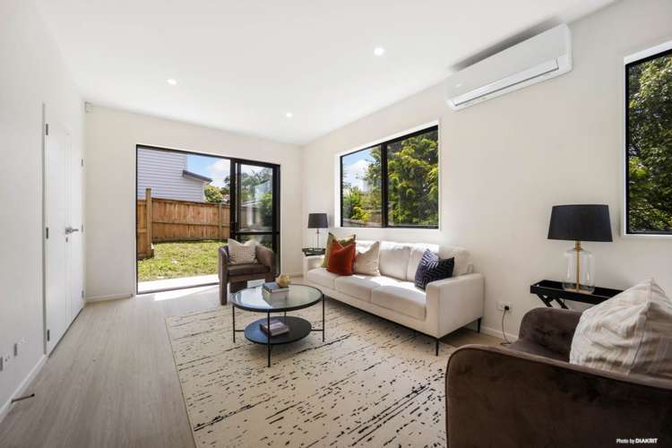 16F Sheridan Drive_2