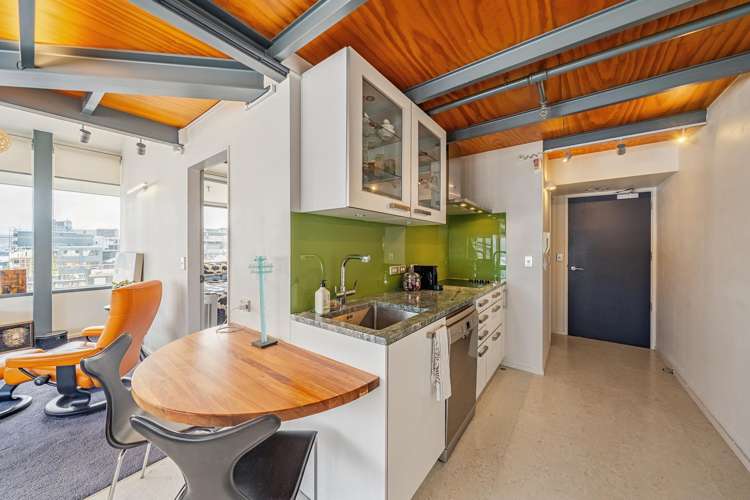 26 and 52/5 Eva Street_5