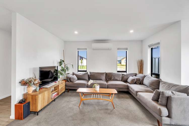 37 Coach Way Rolleston_5