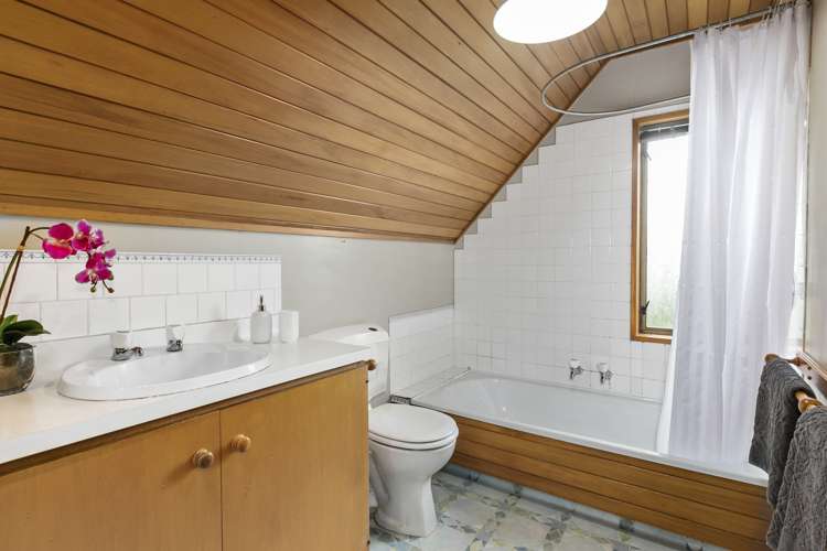 10 Calvert Place Shiel Hill_16