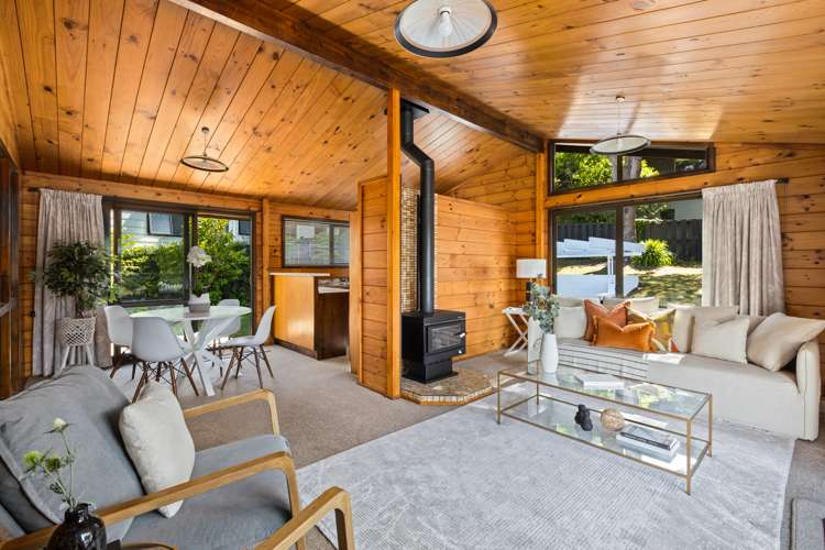 2 Morlie Place Torbay_5