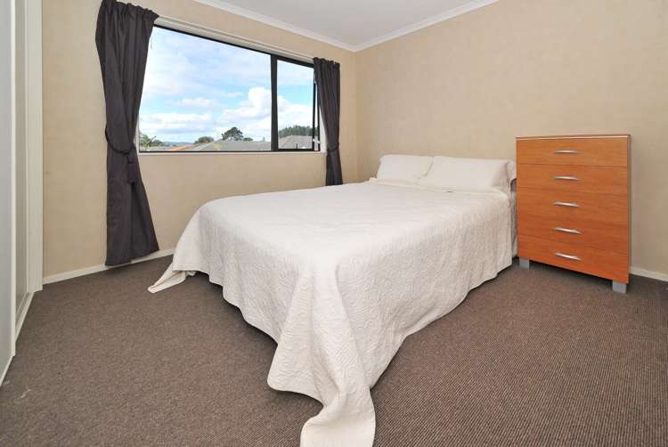 21 Greta Banks Place Wattle Downs_10