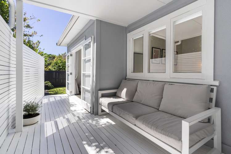 4A Tiroroa Avenue Te Atatu South_8