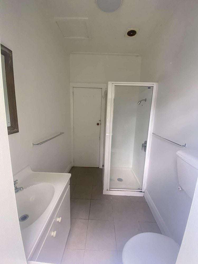 6 Semeloff Terrace Aro Valley_11