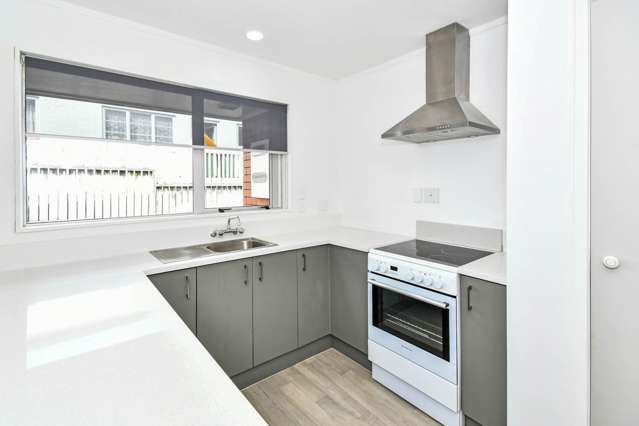 2/15 East Street Papakura_4