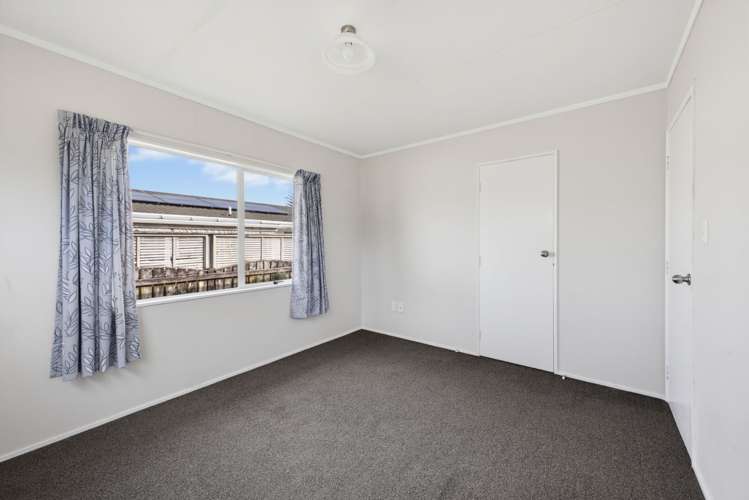 27A Tiverton Crescent Whalers Gate_18