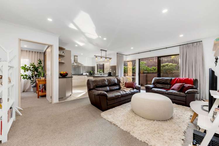 18 Ainwick Road Flat Bush_7