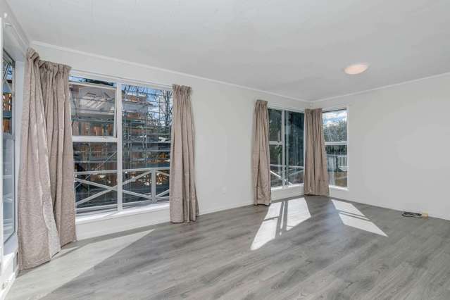 95 Riverpark Crescent Henderson_4