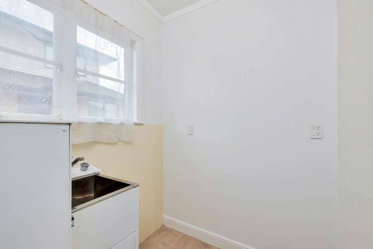 7 Griffen Park Road Mount Roskill_16