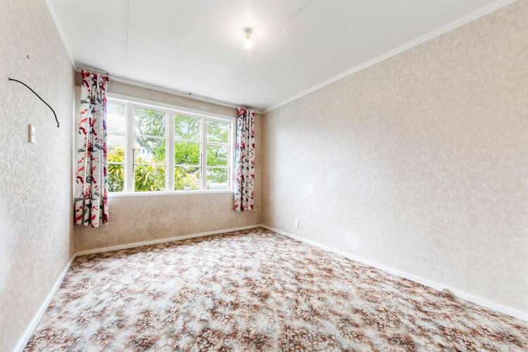 3196 Great North Road New Lynn_10